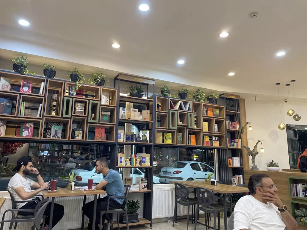 کافه کتاب پرسش