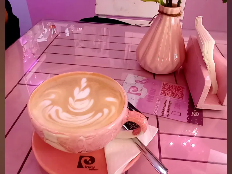 pinkiroom-cafe-gallery-3